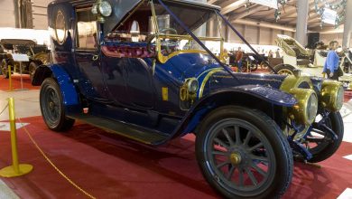 Выставка старинных автомобилей и антиквариата «Олдтаймер-Галерея» Олдтаймер-Галерея – крупнейшая в России выставка старинных автомобилей…
