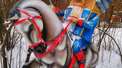 Новогодняя Тропа сказок в парке «Кузьминки» «На «Тропе Сказок» расположено 65 скульптур героев из…