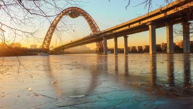 Декабрьский закат на Москве-реке. Живописный мост. Благодарим за фото Людмилу Цинфир. #всеомоскве #москва #помоскве…
