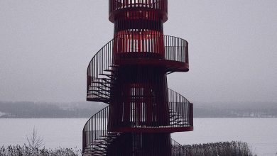Главной достопримечательностью третьей очереди набережной озера Сенеж в Солнечногорске стал маяк. Высота конструкции составляет…